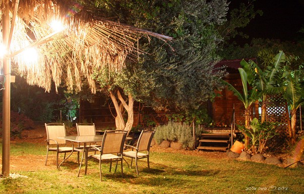 אירוח בשן בגולן - צימרים בגולן - ������ �מעלה גמלא - ������ ����